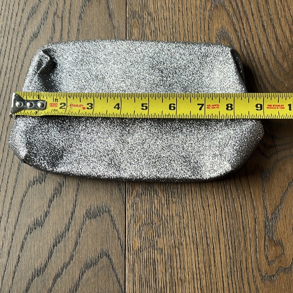 WRISTLET PURSES- - Picture 8 of 12